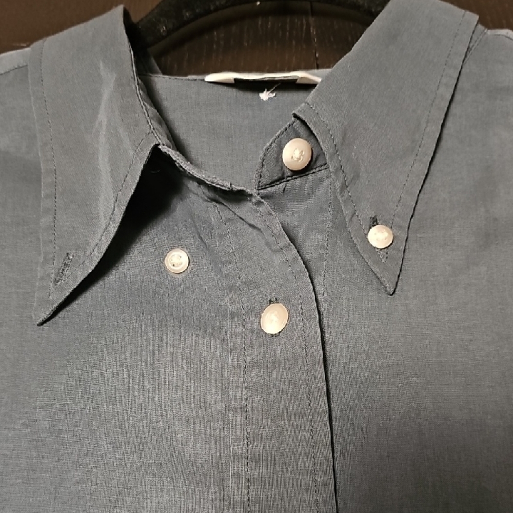 UNIQLO Slate Button Down Shirt - Picture 4 of 7